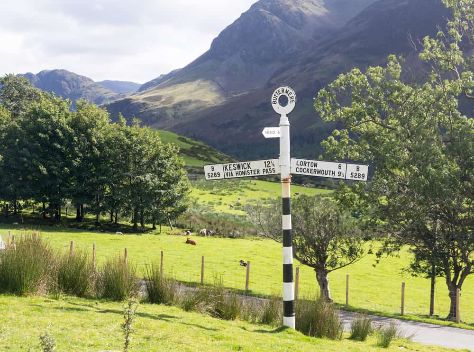 lake-district-cumbria-old-signpost